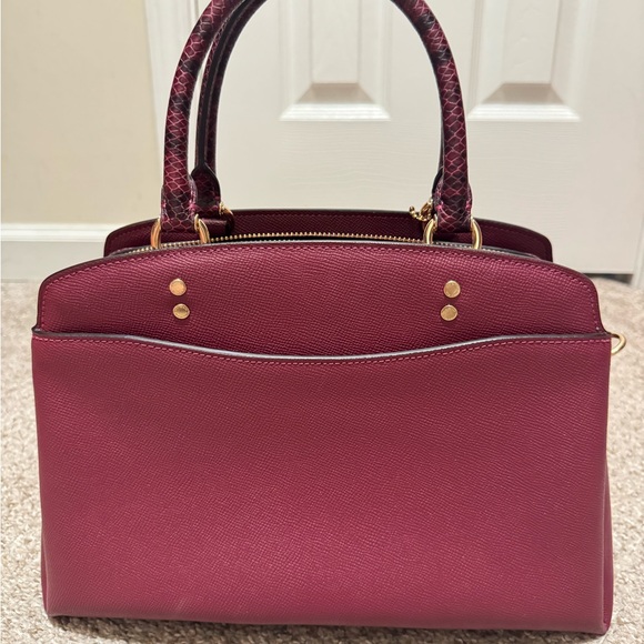Coach Bag Maroon - Picture 8 of 13